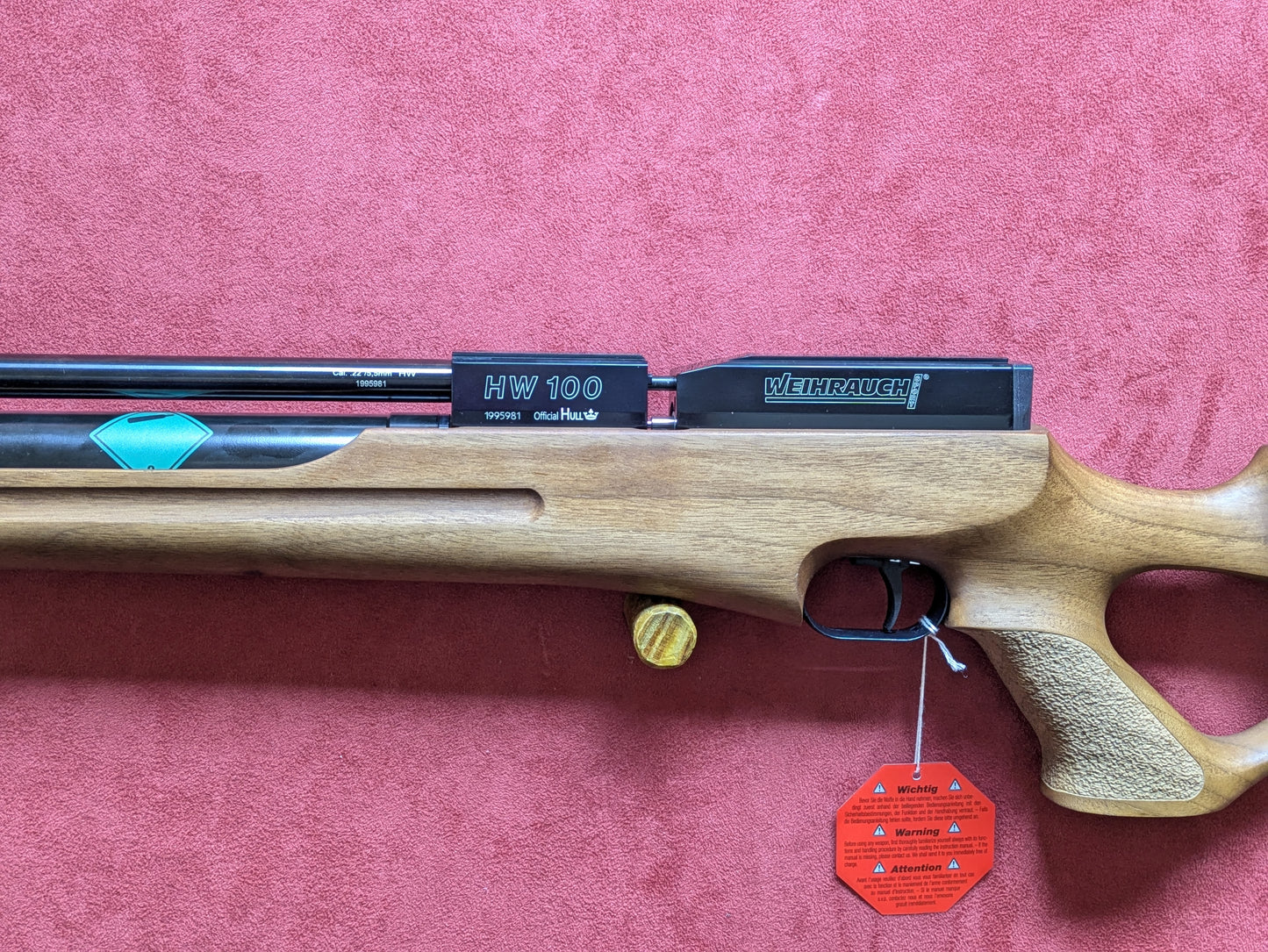 .22 Weihrauch HW100T