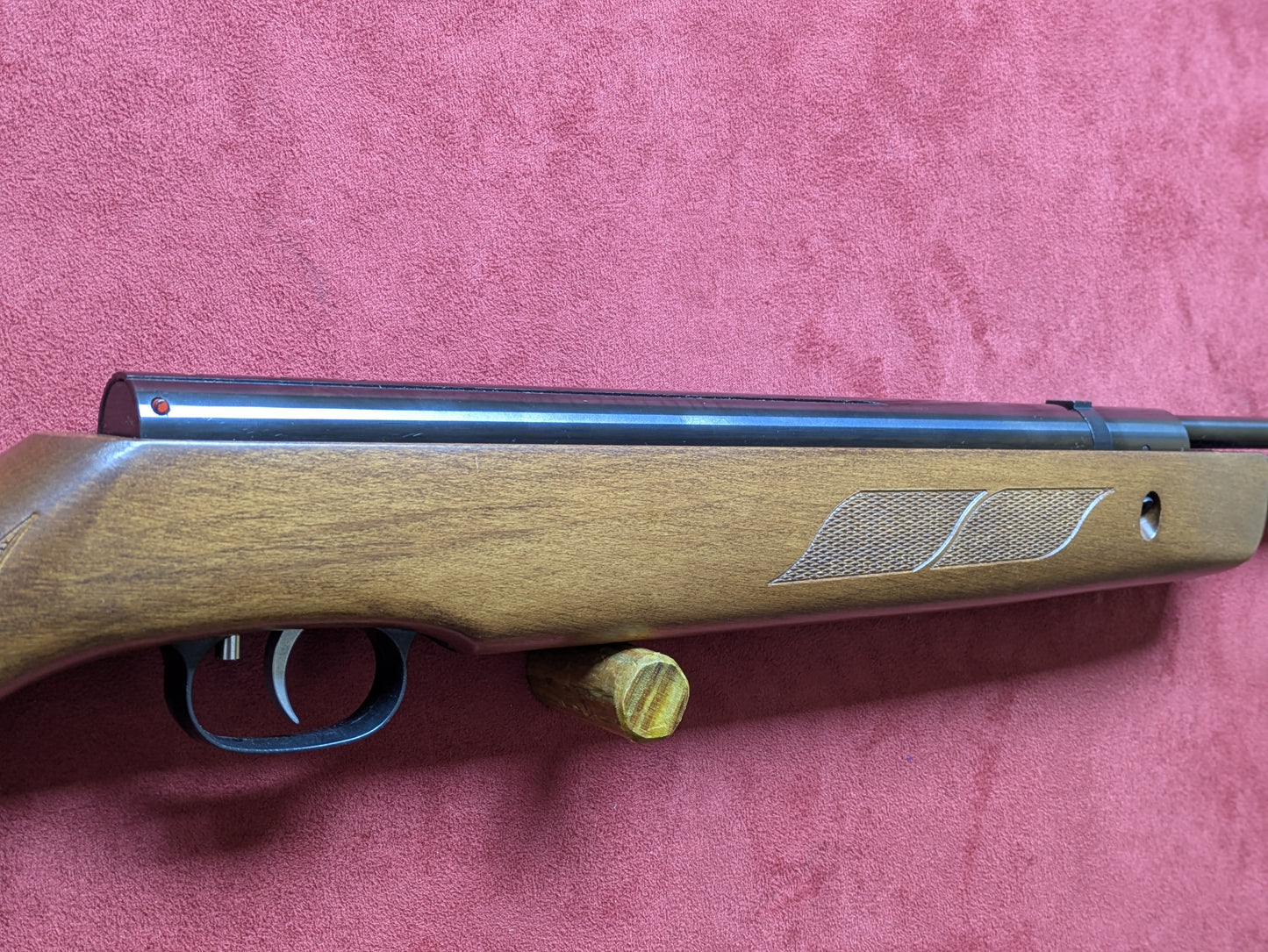 .22 Weihrauch HW57